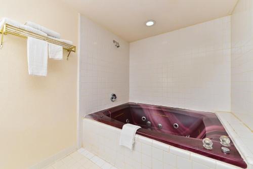 Americas Best Value Inn & Suites Morrow Atlanta in מוראו(ג'י אי) Americas Best Value Inn & Suites Morrow Atlanta in מוראו(ג'י אי)