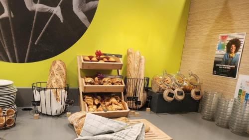 Ibis Styles Beaune Centre Hotel in Beaune City Center Ibis Styles Beaune Centre Hotel in Beaune City Center