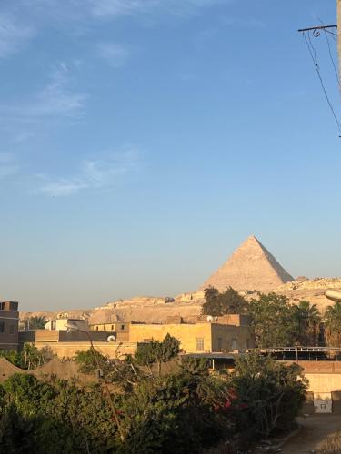 Global pyramids view inn