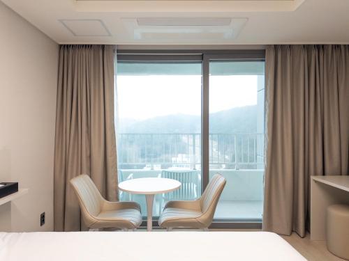 Hotel Wavellent Yangyang in Hyeonnam-myeon Hotel Wavellent Yangyang in Hyeonnam-myeon