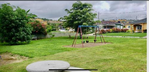 Parque infantil, Nomar's Island Oasis in Runaway Bay Parque infantil, Nomar's Island Oasis in Runaway Bay
