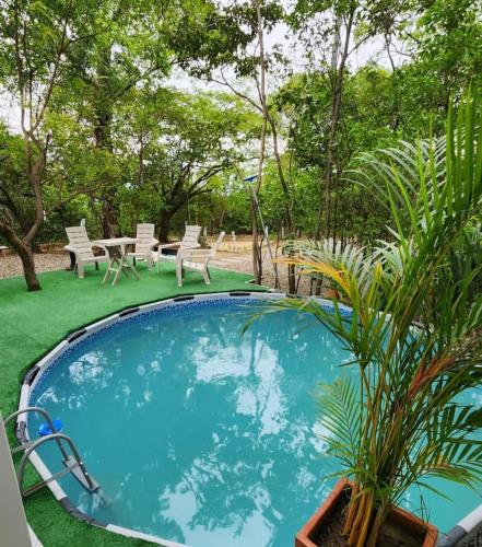 Swimming pool, Mirador la Victoria Campestre in El Brasil Swimming pool, Mirador la Victoria Campestre in El Brasil