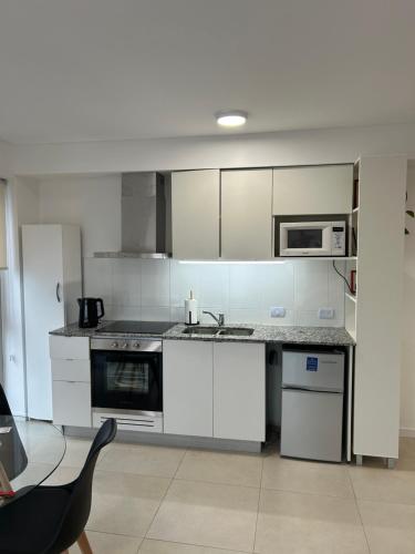Kitchen, Metra Rosario lo mas alto para 4 in Las Malvinas Kitchen, Metra Rosario lo mas alto para 4 in Las Malvinas