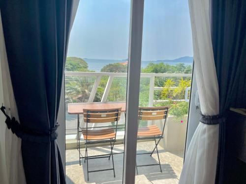 Kep Sea View Hotel & Sky Bar in Kep Kep Sea View Hotel & Sky Bar in Kep