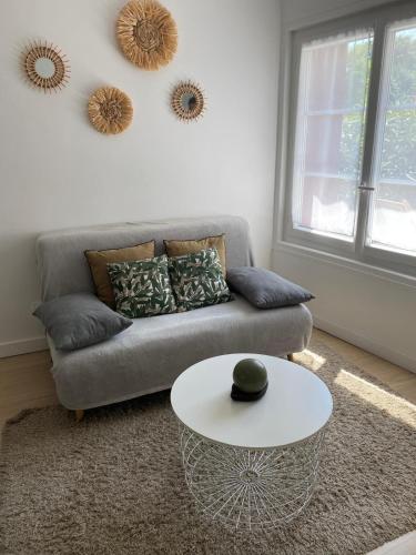 Cozy 2-room bohemian # Charente garage & wifi # in Chateaubernard Cozy 2-room bohemian # Charente garage & wifi # in Chateaubernard