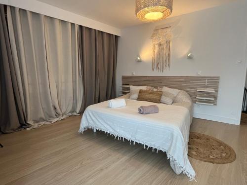 Cozy 2-room bohemian # Charente garage & wifi # in Chateaubernard Cozy 2-room bohemian # Charente garage & wifi # in Chateaubernard