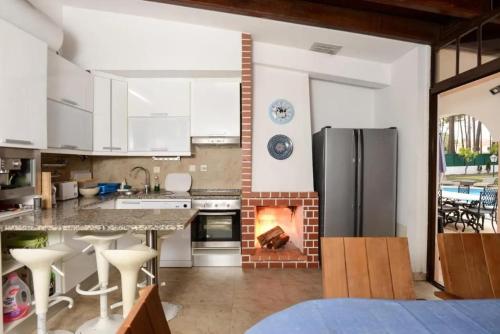 Elegant Villa in Corroios with Private Pool in ไซซัล Elegant Villa in Corroios with Private Pool in ไซซัล