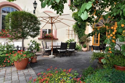 Exterior view, Hotel Graf von Mansfeld in Lutherstadt Eisleben Exterior view, Hotel Graf von Mansfeld in Lutherstadt Eisleben