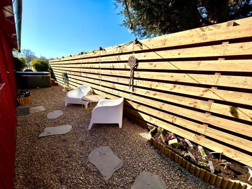 New Charming Scandinavian eco house with garden and jacuzzi in Boerhaavewijk New Charming Scandinavian eco house with garden and jacuzzi in Boerhaavewijk