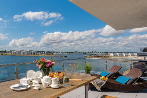 Balcony/terrace, Sky 65 Plus - Penthouse mit Meerblick fur 6 Personen in Olpenitz Balcony/terrace, Sky 65 Plus - Penthouse mit Meerblick fur 6 Personen in Olpenitz