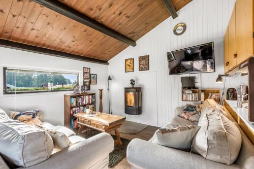 Holiday Cottage with Hot Tub in a Scenic Retreat in ฮาเดอร์สเลฟ Holiday Cottage with Hot Tub in a Scenic Retreat in ฮาเดอร์สเลฟ