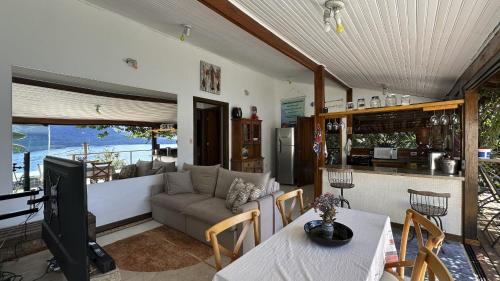Refúgio na natureza com vista espetacular em Ilhabela (Refugio na natureza com vista espetacular em Ilhabela) in Praia do Portinho Refúgio na natureza com vista espetacular em Ilhabela (Refugio na natureza com vista espetacular em Ilhabela) in Praia do Portinho