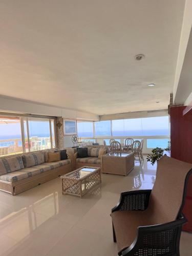 Apartamento con terraza en playa grande in Maiquetía Apartamento con terraza en playa grande in Maiquetía