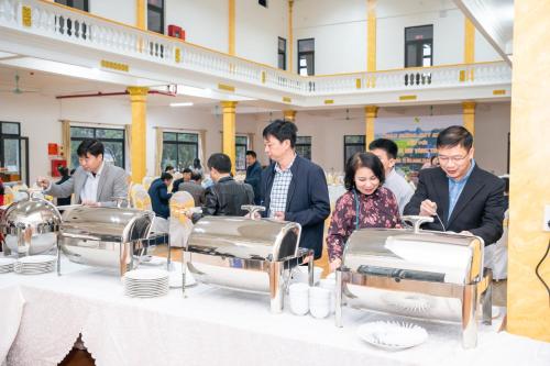 ห้องอาหาร, Nui Vang Trang An Hotel Ninh Binh in นิญบิญ ห้องอาหาร, Nui Vang Trang An Hotel Ninh Binh in นิญบิญ