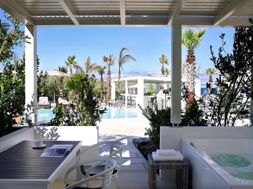 شرفة/ تراس, Aurora Luxury Suites in Panagia Kalou شرفة/ تراس, Aurora Luxury Suites in Panagia Kalou