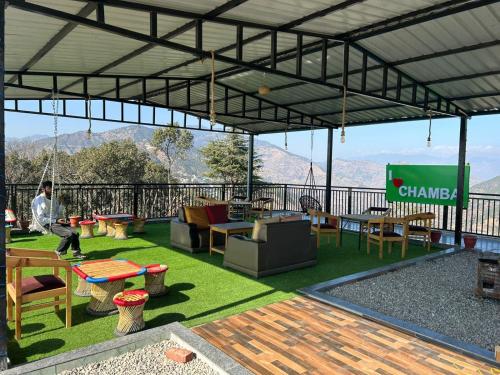 Happy Homestay And Rooftop cafe in 昌巴(北阿坎德邦) Happy Homestay And Rooftop cafe in 昌巴(北阿坎德邦)