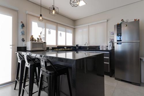 keuken, Casa de Frente para o Mar - Siriúba, Ilhabela (Casa de Frente para o Mar - Siriuba, Ilhabela) in Praia da Siriuba keuken, Casa de Frente para o Mar - Siriúba, Ilhabela (Casa de Frente para o Mar - Siriuba, Ilhabela) in Praia da Siriuba