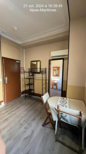 Facilities, Simple stay-centre ville au calme in Other Facilities, Simple stay-centre ville au calme in Other