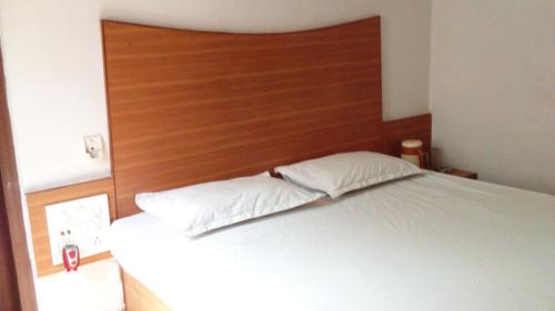 This photo about Hotel Neelam Lodge shared on HyHotel.com