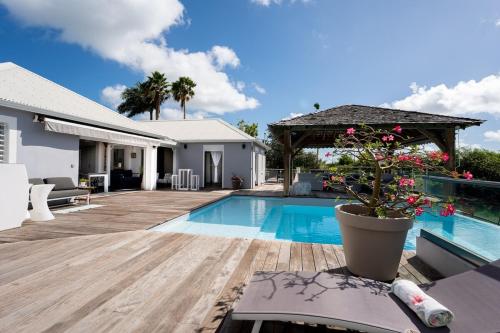 Villa les prairies turquoises in Berard Villa les prairies turquoises in Berard