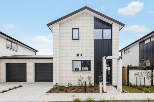 Sunny 2 BR Oasis in Trentham in อัพเปอร์ ฮัท Sunny 2 BR Oasis in Trentham in อัพเปอร์ ฮัท