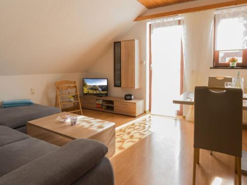 Schmitz 2 Comfortable holiday residence in Weiskirchen Schmitz 2 Comfortable holiday residence in Weiskirchen