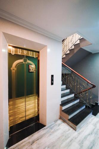 N Queen Apartment Hotel near Thien Vien Truc Lam N Queen Apartment Hotel near Thien Vien Truc Lam