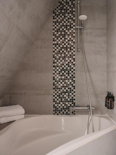 Bathroom, Hotel Belloy Saint Germain in Quartier Saint-Germain-des-Pres - Luxembourg Bathroom, Hotel Belloy Saint Germain in Quartier Saint-Germain-des-Pres - Luxembourg