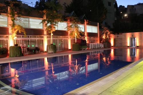 Grand Kadri Hotel - History Marked by Cristal Lebanon in 扎赫勒 Grand Kadri Hotel - History Marked by Cristal Lebanon in 扎赫勒