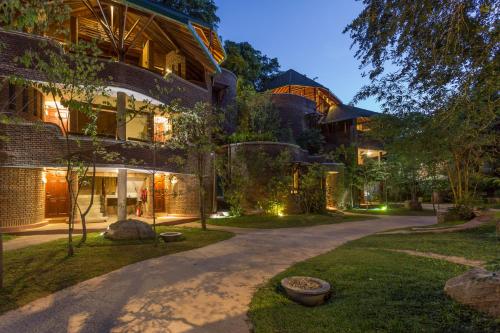 출입구, 그랜드 우다왈라위 사파리 리조트 (Grand Udawalawe Safari Resort) in 우다왈라위 출입구, 그랜드 우다왈라위 사파리 리조트 (Grand Udawalawe Safari Resort) in 우다왈라위