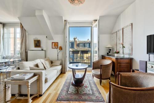 Stunning Parisian 1BR Flat near the Eiffel Tower in Tour Eiffel Stunning Parisian 1BR Flat near the Eiffel Tower in Tour Eiffel