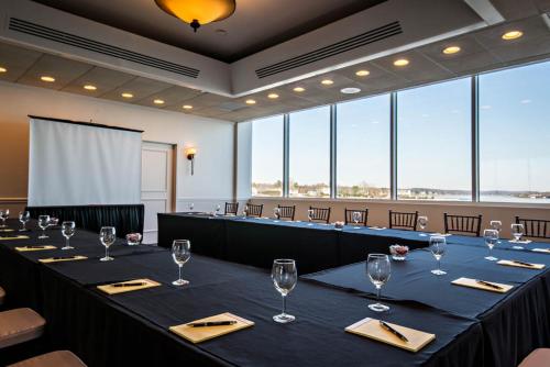 Meeting room / ballrooms, Oyster Point Hotel in Red Bank (NJ) Meeting room / ballrooms, Oyster Point Hotel in Red Bank (NJ)