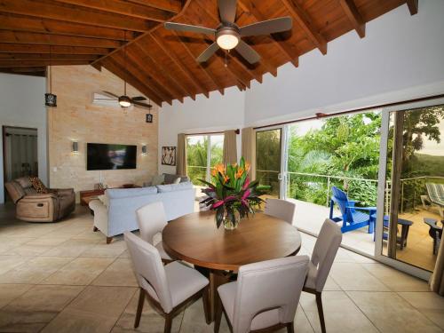 Spectacular Luxury Rental With Ocean Views And Private Pool in Sandy Bay Spectacular Luxury Rental With Ocean Views And Private Pool in Sandy Bay