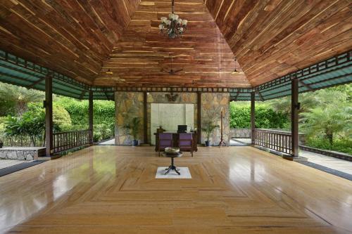 Entree, Anandam - A Luxury Resort in Udaipur in Debari Entree, Anandam - A Luxury Resort in Udaipur in Debari