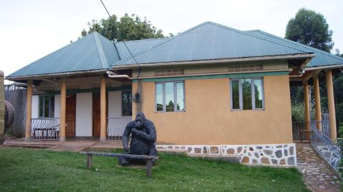 ruhija gorilla friends resort in Kanungu ruhija gorilla friends resort in Kanungu