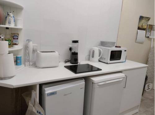 Room with kitchen in the Heart of Maidstone in Maidstone Room with kitchen in the Heart of Maidstone in Maidstone