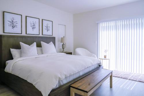 Newly built vacation home with large backyard in Diamond Bar (CA) Newly built vacation home with large backyard in Diamond Bar (CA)
