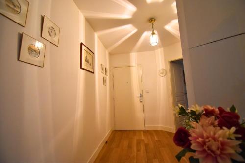 Entrada, Senlis un éclat d époque (Senlis un eclat d epoque) in Senlis Entrada, Senlis un éclat d époque (Senlis un eclat d epoque) in Senlis