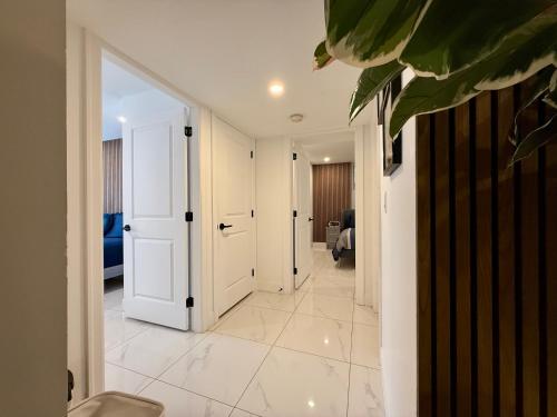Brand New 2 Bedroom Suite in Langley Twp - Play Area, Patio & Mini Golf in Aldergrove (BC) Brand New 2 Bedroom Suite in Langley Twp - Play Area, Patio & Mini Golf in Aldergrove (BC)
