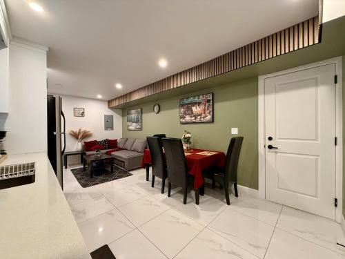 Brand New 2 Bedroom Suite in Langley Twp - Play Area, Patio & Mini Golf in Aldergrove (BC) Brand New 2 Bedroom Suite in Langley Twp - Play Area, Patio & Mini Golf in Aldergrove (BC)