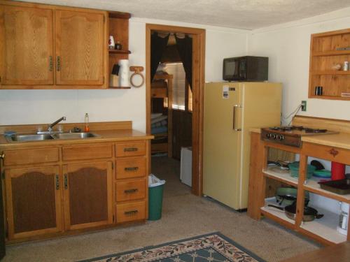 Konyha, Sierra Bonita Cabins and RV Park in Guadalupita (NM) Konyha, Sierra Bonita Cabins and RV Park in Guadalupita (NM)