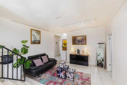 Yarralumla Sunny&open&comfy 3B&2B home near by a lake and shopping centre in Yarralumla Yarralumla Sunny&open&comfy 3B&2B home near by a lake and shopping centre in Yarralumla
