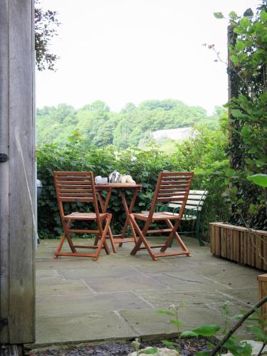 The Beech Hut - Peaceful countryside retreat in Down Barat The Beech Hut - Peaceful countryside retreat in Down Barat