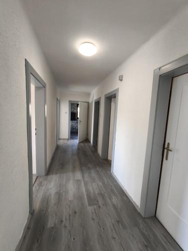 Quaint Room in Modern Flat in مطار إنسبروك Quaint Room in Modern Flat in مطار إنسبروك
