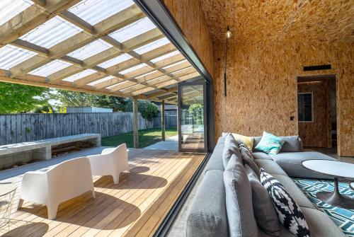 Erkély/terasz, Quirky & Cool on Cork in Martinbourough Erkély/terasz, Quirky & Cool on Cork in Martinbourough