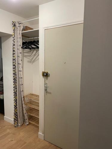 appartement complet in Трін'як appartement complet in Трін'як