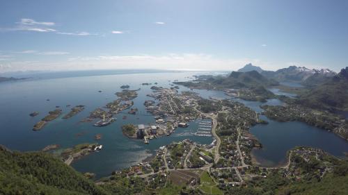 Pemandangan, Lofot rommet in Svolvaer Pemandangan, Lofot rommet in Svolvaer