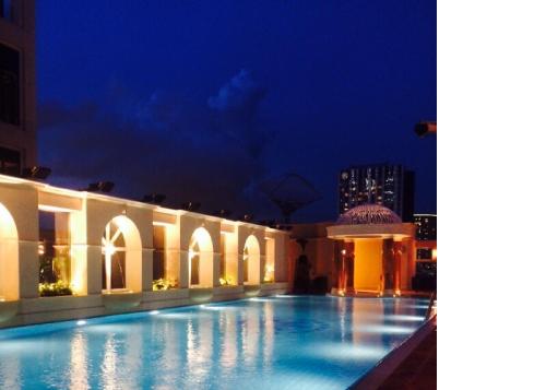 수영장, 로얄 가든 호텔 (Royal Garden Hotel) in 홍콩 수영장, 로얄 가든 호텔 (Royal Garden Hotel) in 홍콩