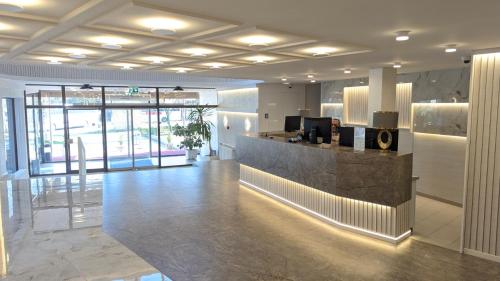 大厅, 格兰德酒店 (Hotel Grand) in 萨拉热沃 大厅, 格兰德酒店 (Hotel Grand) in 萨拉热沃