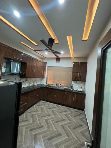 Zaki vila in Dhupsari Zaki vila in Dhupsari